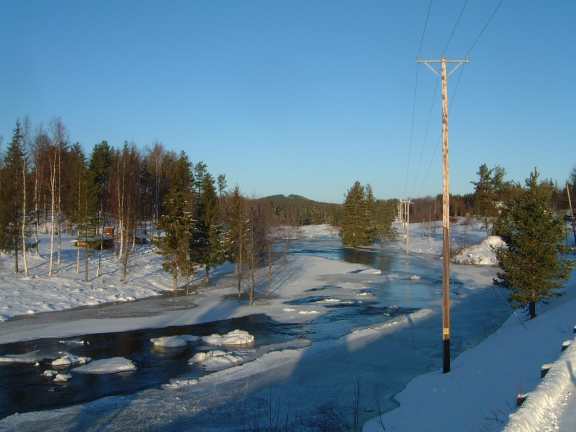 R��n uppstr�ms bybron