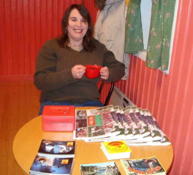 Jessica s�lde, vykort, dekaler och almanackor.